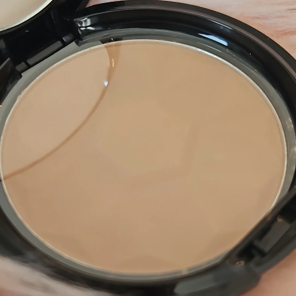 🆕️ KRISTOFER BUCKLE EXPOSURE MATTE WARMING POWDER (Light)